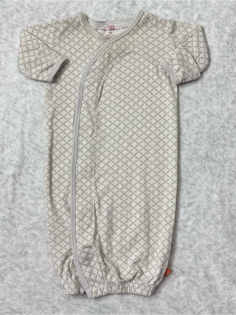 Magnificent Baby Gray Geometric Magnetic Gown Newborn 3M Baby Cotton Neutral